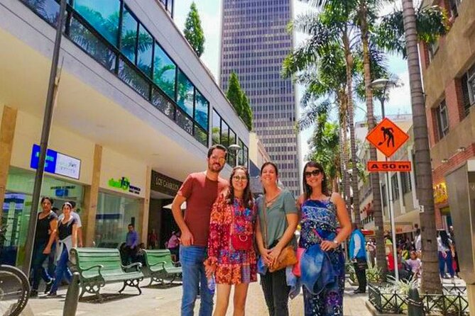 Private City Tour Medellin with Comuna 13 Tour - Stop 2: Parque de las Luces and the city’s hope theme