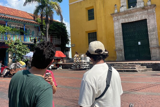 Private City Tours Cartagena Islanders Wall - Logistics that matter: timing, sun, and how much walking to expect