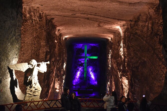 Private Colombian Emerald Tour - Bogotá - Meeting Point Near The Gold Museum, Then A Downtown Walk