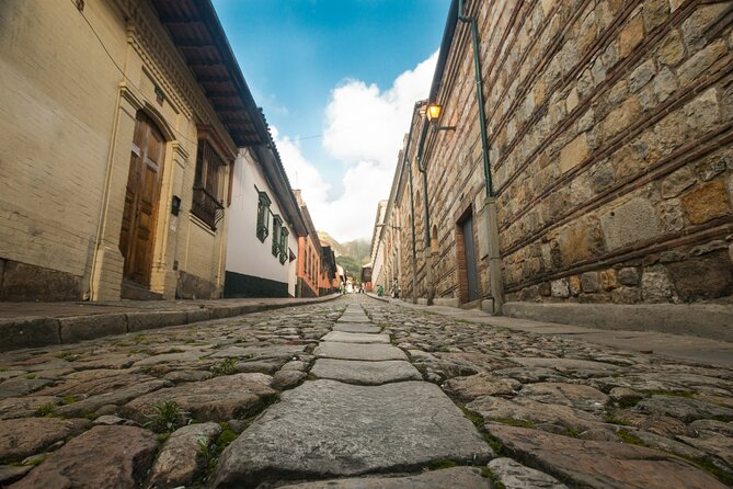 Private Driver Service in Bogota: VIP Private Chauffeur - What the 4 to 10 Hour Flex Window Really Means