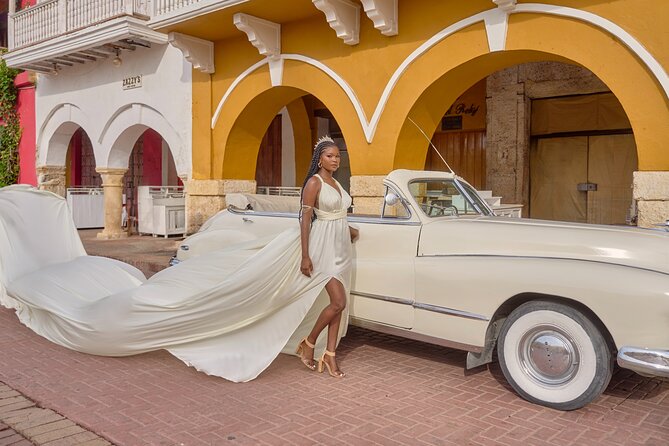 Private Flying Dress Photoshoot in Cartagena - Photographer Carlos and Owner Jennifer: What You’re Paying For