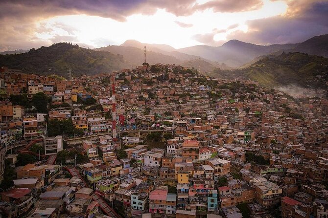 Private Half-Day Tour to Comuna 13 in Medellín. - Key highlights you will feel on the ground