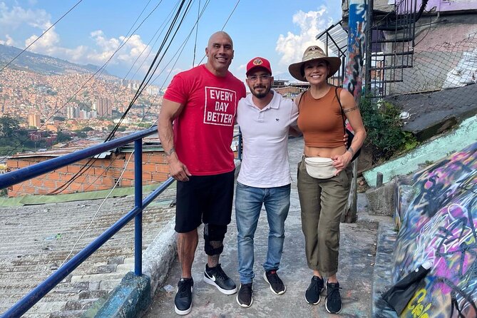 Private Half-Day Tour to Comuna 13 in Medellín. - Why Comuna 13, cable car, and street art is a smart short-visit combo