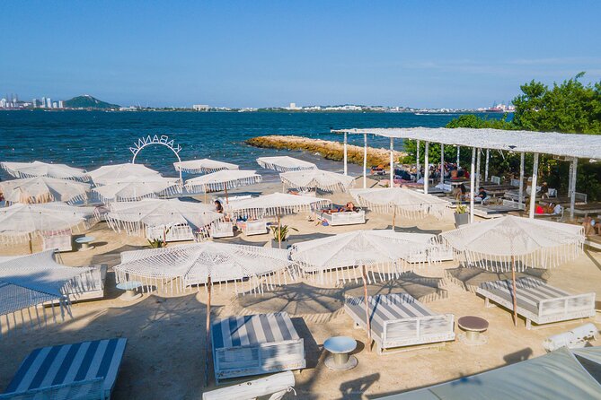 Private island Beach Club Cartagena with food : Club Kabanna - Private-island time from Cartagena’s Bocagrande side