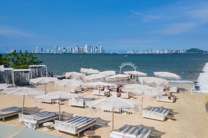 Private island Beach Club Cartagena with food : Club Kabanna - Price and value: is $40 a good deal?