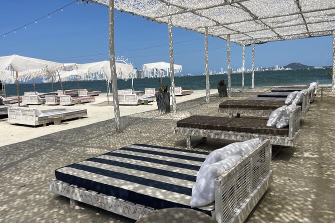 Private island Beach Club Cartagena with food : Club Kabanna - Who this beach club fits best, and who should skip it