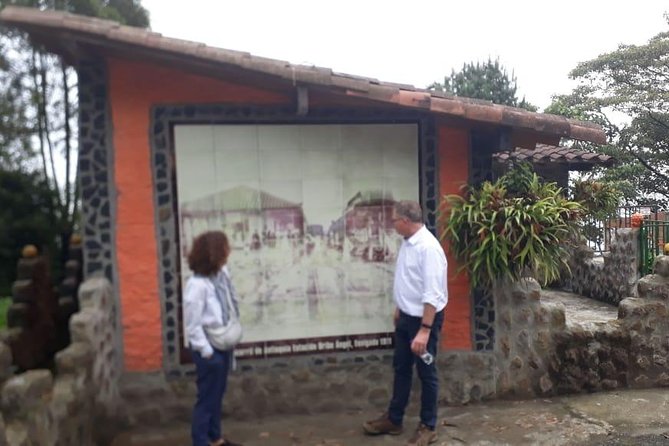 Private Pablo Escobar Tour - Why a private Pablo Escobar tour in Medellín makes sense