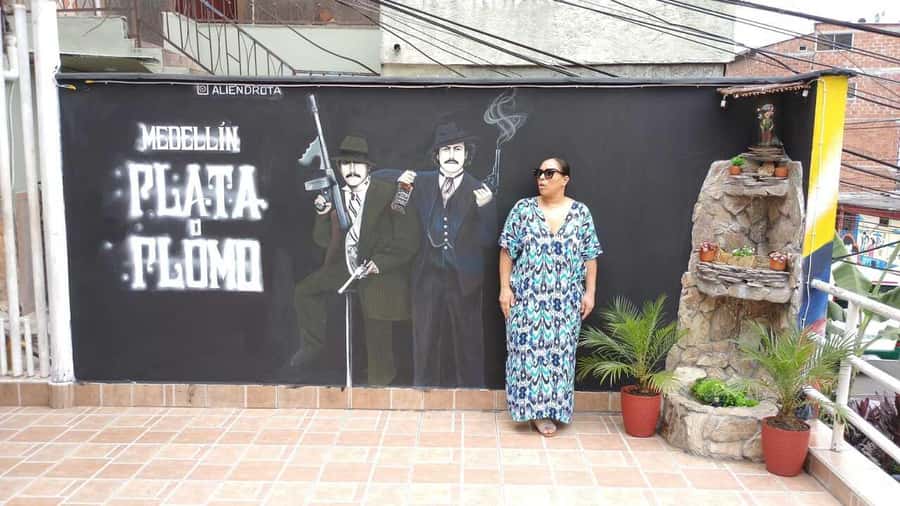 Private Pablo Escobar Tour - Dark days and the new Medellin - Barrio la América: the neighborhood he shaped, seen through a modern lens