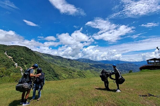 Private Paragliding & Waterfall Experience from Medellin Colombia - The Drive From Medellín, Through Valle de Aburra, Toward Cocorná