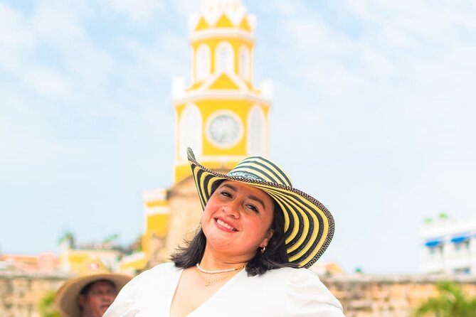 Private Photo Session through the Streets of Cartagena - The Real Prize: About 60 Edited Photos You Can Download