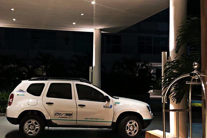 Private shuttle from Barranquilla Airport to Santa Marta city - Pickup at BAQ: the part that should feel boring (in a good way)
