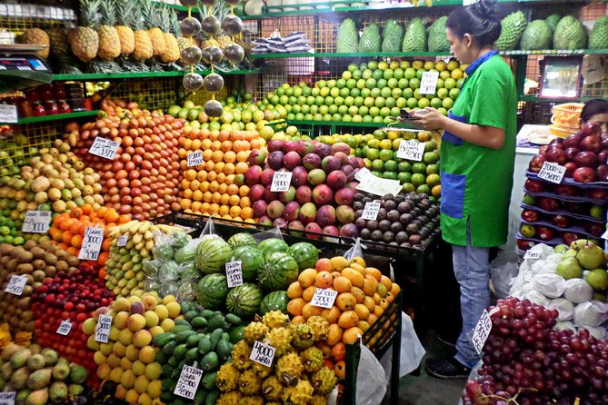 Private tour: Foodie Experience in Downtown Medellín - Plaza Minorista Tastings: Fruit, Street Food, and How to Watch What Matters