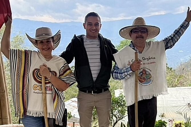 Private Tour from Bogota to Finca Cafetera - English support and who this tour fits best