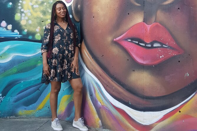 Private Tour in Comuna 13 with cable car (culture, street art and graffiti) - What makes this tour feel truly private