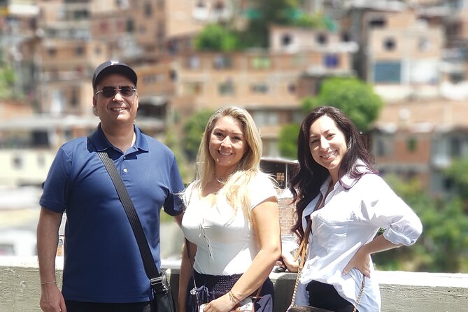 Private Tour in Comuna 13 with cable car (culture, street art and graffiti) - Should you book this Comuna 13 cable car street art tour?