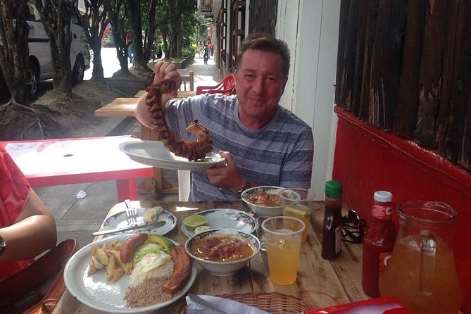 Private tour: Medellin City - Pablo Escobar and Food Tour - La Alpujarra Downtown Walk and the Optional Museum of Antioquia