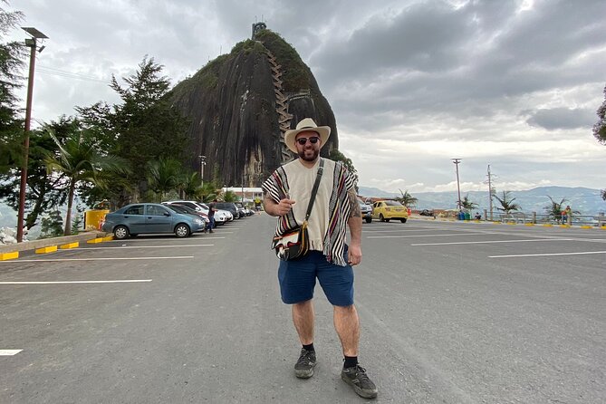Private Tour of El peñol and Guatapé from Medellin - A Day Trip That Hits Two Moods: Climb Views, Then Guatapé Town Life