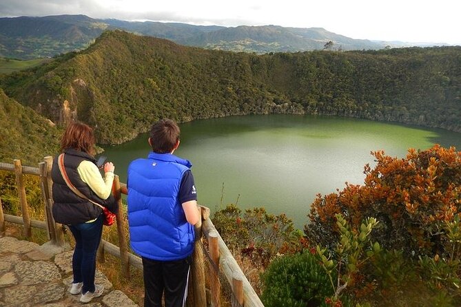 Private Tour of Laguna Guatavita and Zipaquirá Salt Cathedral - Laguna de Guatavita: El Dorado legend, history, and a one-way climb