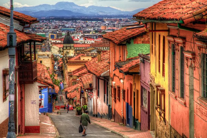 Private Transfer from Bogotá-El Dorado (BOG) Airport to Bogotá City - Premium Sedan or Van, and Why Vehicle Choice Matters