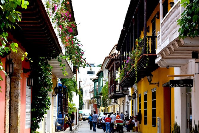 Private transportation from Santa Marta city to Cartagena - Santa Marta to Cartagena by private car: the value of skipping the hassle