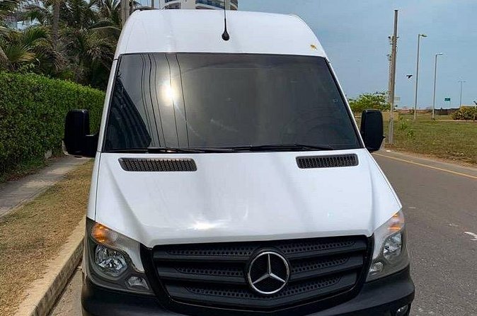 Private Transportation Service to the City of Cartagena - Service Quality You Can Feel: Prompt, Safe, and Easy to Trust