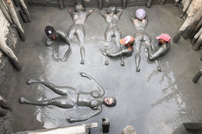 Private unique Experience to the Mud Volcano + Snack - Empanadas With Water or Soda: The Included Snack That Makes It Feel Finished
