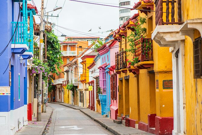 Private Walking Tour Walled City and Getsemaní - A 3-hour Private Stroll That Hits Both Walled Old City and Getsemaní