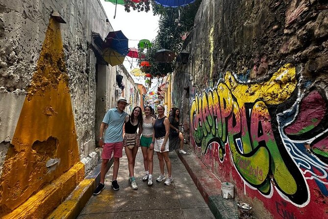Private Walking Tour Walled City and Getsemaní - A Maritime Break at Museo Naval del Caribe