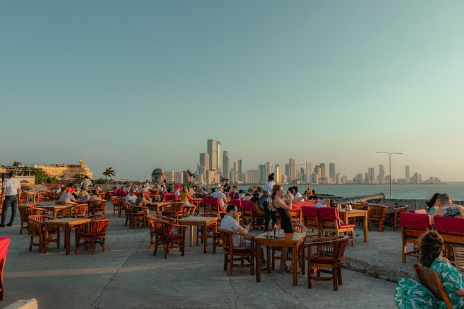 Pub Crawl-Last Call For Alcohol-Cartagena Night Tour (Bar/Club) - Getting your bearings in Cartagena’s historic center at night