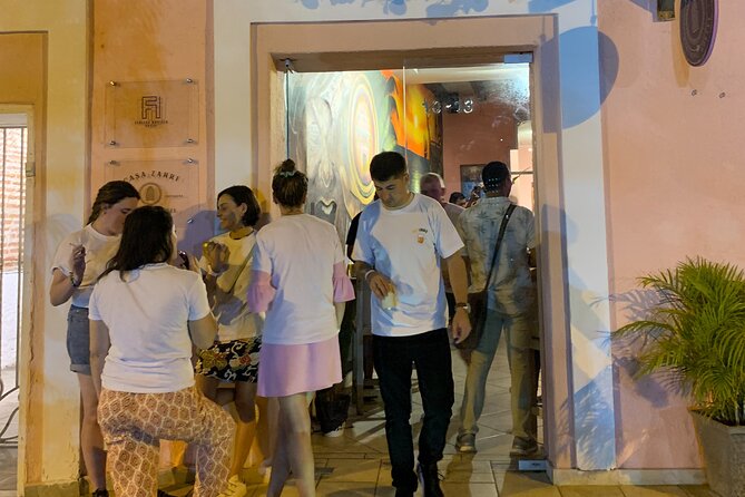 Pub Crawl Only Locals Have Fun In The Walled City - Who this pub crawl fits best
