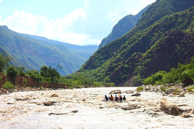 Rafting Rio Chicamocha 2/3 - Included lunch and the timing you’ll appreciate later