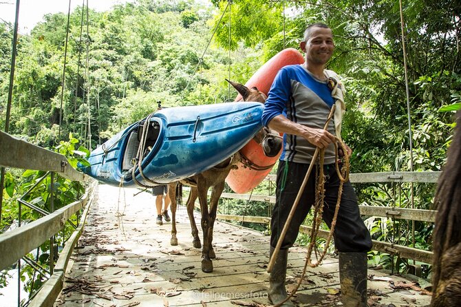Rio Verde Day Trip - Rafting Medellín - Class III and IV rapids: adrenaline with real structure