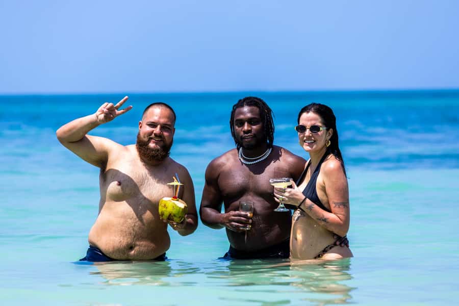 Rosario Islands -Barú : Agua Azul Beach, with lunch - Playa Agua Azul, Why This Day Trip Works