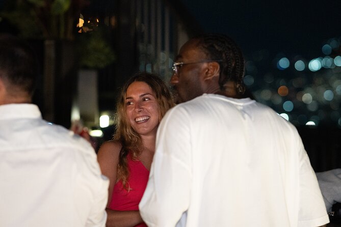 Salsa & Bachata Nightlife Tour in Medellín with a Local Dancer - Safety, comfort, and the “you can do this” effect