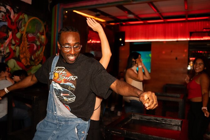 Salsa & Bachata Nightlife Tour in Medellín with a Local Dancer - Bachata focus and venue choices that can shape your night