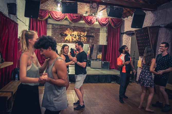 Salsa Tour in Cartagena with admission Ticket to Café Havana - Crazy Salsa Getsemaní studio: what you practice before the bars