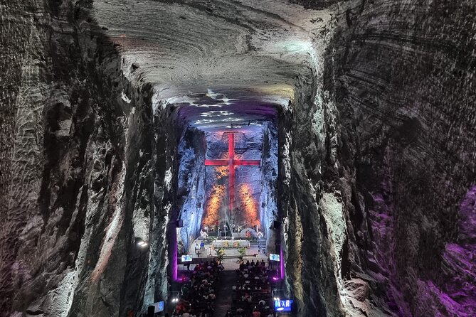 Salt Cathedral and Andrés Carne de Res: Culture and Gastronomy - Chía after dark: Andrés Exprés Chía and the dance floor energy