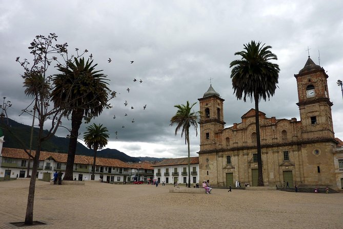 Salt Cathedral of Zipaquirá & Lake Guatavita: Private or Shared - Zipaquirá town time: short, but strategically placed