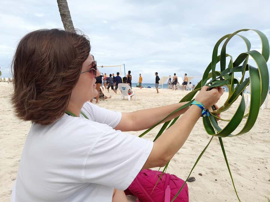 San Andres: Coco Art Workshop - The First Stop: A Typical House With Photos and Palm-Powered Island Life