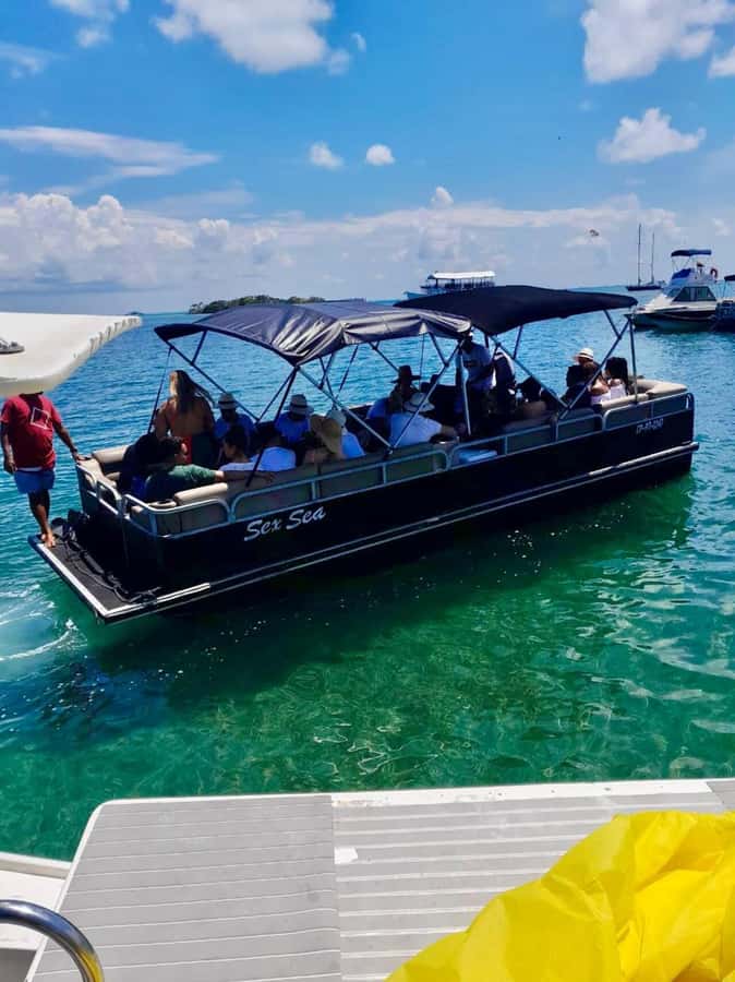 SAN ANDRES: FULL DAY SHARED PONTOON TOUR - Key points to know before you board