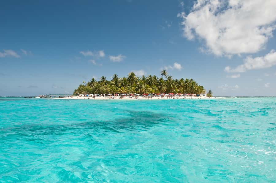 San Andrés: Guided Cays and Mangroves Tour - Meeting point and getting there without hotel pickup