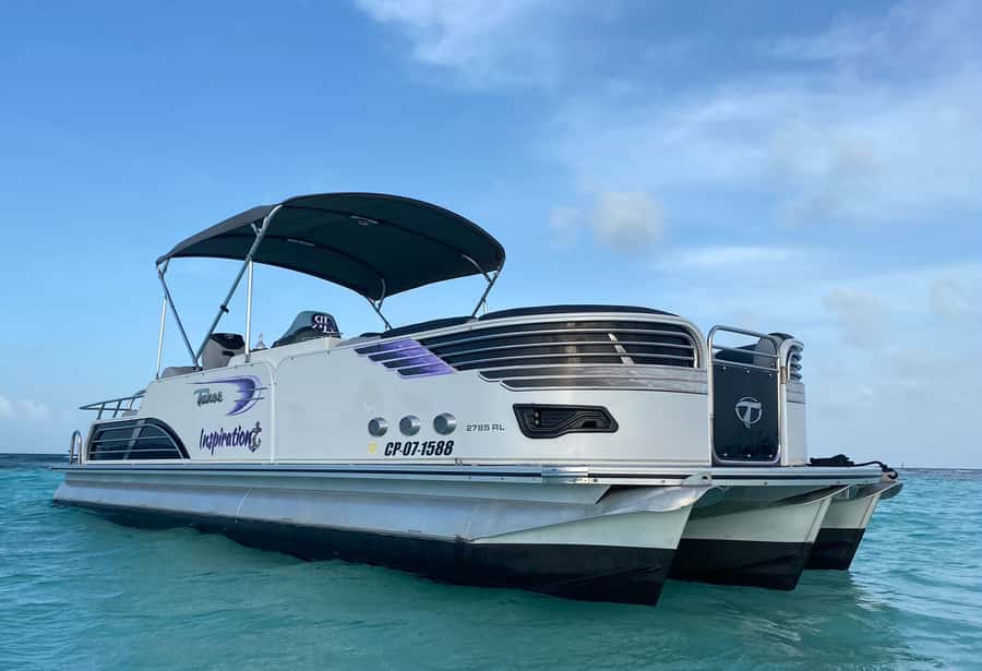 San Andrés: Island Pontoon Boat Tour - What to bring for an easy, problem-free water day