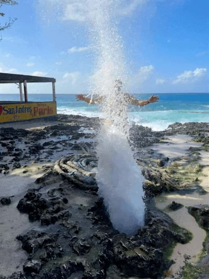 SAN ANDRES: Island Tour by Chiva + Hoyo Soplador - Key Things You’ll Remember From This San Andrés Chiva Tour
