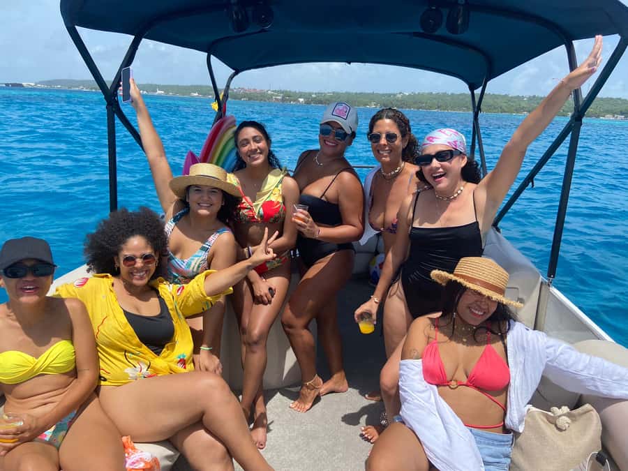 San Andres: Private Boat Trip with Aquarium and Beach Stops - The Start: Muelle de la Policia and the Mangrove Reserve