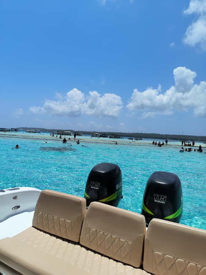 San Andres: Private San Andres Bay Tour by Luxury Speedboat - Rocky Key and Nicodemus, a Shipwreck You Can Actually See