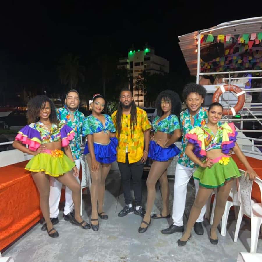 San Andres: White Party on boat with open bar, dinner and dancers! - White Party on the Water, 3 Hours in the Bay