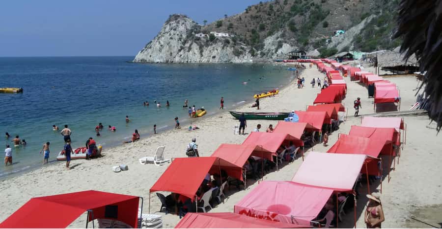Santa Marta: Museum of the Sea and Playa Blanca Beach Tour - From hotel pickup to the Rodadero docks, this day starts early