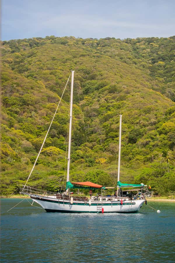 Santa Marta: Sailboat day tour to Tayrona Park - The Bahia Concha Sail Day That Keeps Things Simple