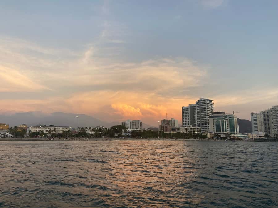 Santa Marta: Sunset Cruise Around the Bay - The safety briefing that actually matters (and takes about 10 minutes)