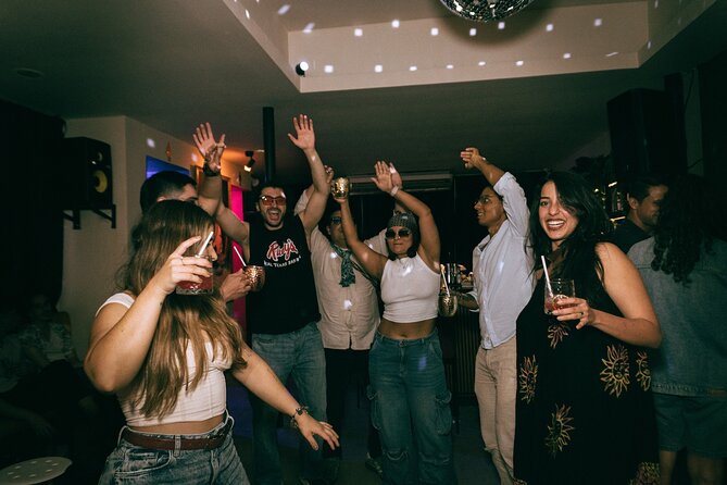 Saturday Night Bar Crawl in Cali, Colombia - Dress code and timing tips so you don’t get turned away